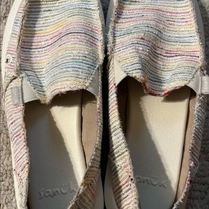 Sanuk Sidewalk Surfers Women Size 8